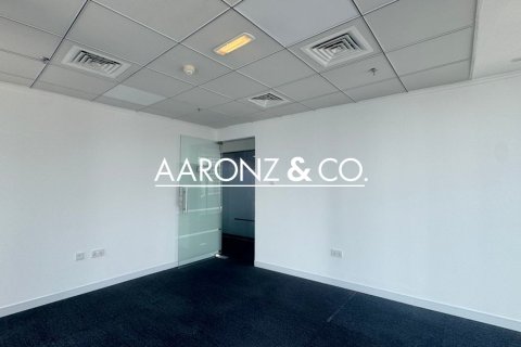 Снять в аренду офис в Бизнес-Бэе, Дубай: 60м², № 85388 - фото 2