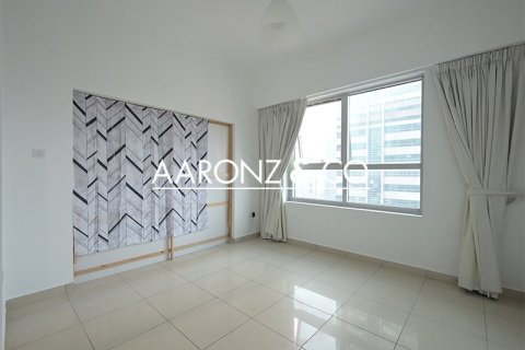 Apartamento en Jumeirah Lake Towers, Dubai, 2 dormitorios, 122 m², № 85389 - foto 4