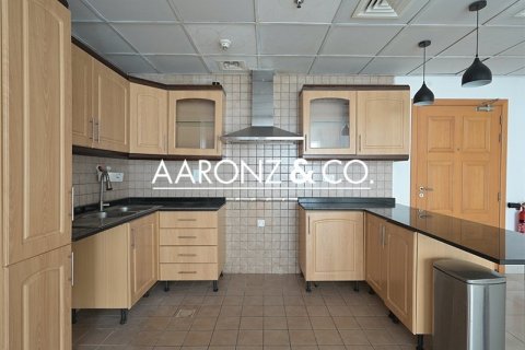 Apartamento en Jumeirah Lake Towers, Dubai, 2 dormitorios, 122 m², № 85389 - foto 10