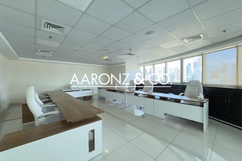 Bureau à Jumeirah Lake Towers, Dubai, 142 m², № 85390