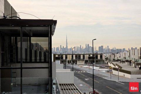 Таунхаус в Дубае, 4 спальни, 187.8м², № 97724