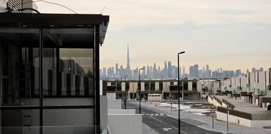 Таунхаус в Дубае, 4 спальни, 187.8м², № 97724