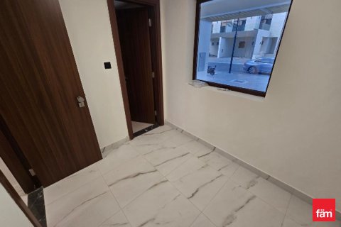 Снять в аренду таунхаус в Дубае: 4 спальни, 187.8м², № 97724 - фото 13