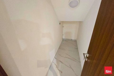 Снять в аренду таунхаус в Дубае: 4 спальни, 187.8м², № 97724 - фото 17