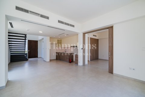 Townhouse in The Valley, Dubai 4 bedrooms, 257.52711600 sq.m. № 72025 - photo 6