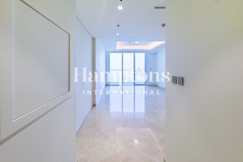 Apartment in Dubai Harbour, Dubai 1 bedroom, 73.69994990 sq.m. № 72033 - photo 4