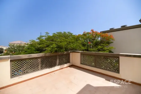 فيلا في Regional, Jumeirah Park, دبي 4 غرف نوم, 471 م² رقم 122733 - صورة 17