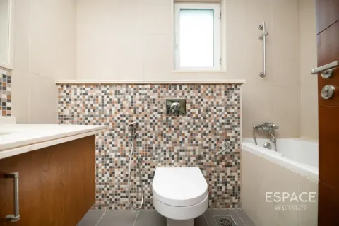 فيلا في Regional, Jumeirah Park, دبي 4 غرف نوم, 471 م² رقم 122733 - صورة 10