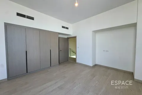 Townhouse in Al Furjan, Dubai 4 bedrooms, 269 sq.m. № 122728 - photo 8