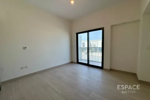 Townhouse in Al Furjan, Dubai 4 bedrooms, 269 sq.m. № 122728 - photo 14