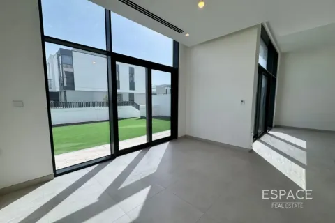 Townhouse in Al Furjan, Dubai 4 bedrooms, 269 sq.m. № 122728 - photo 4