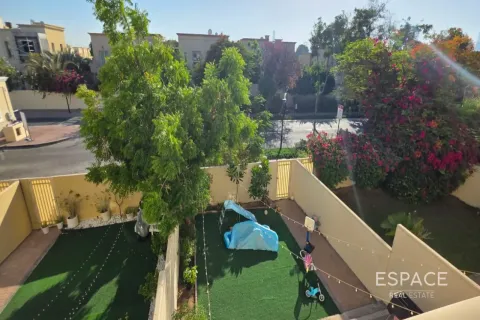Villa à Springs 4, The Springs, Dubai, 2 chambres, 153 m², № 122730