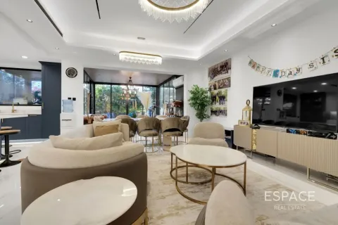 Villa en The Springs, Dubai, 4 dormitorios, 228 m², № 122727 - foto 5