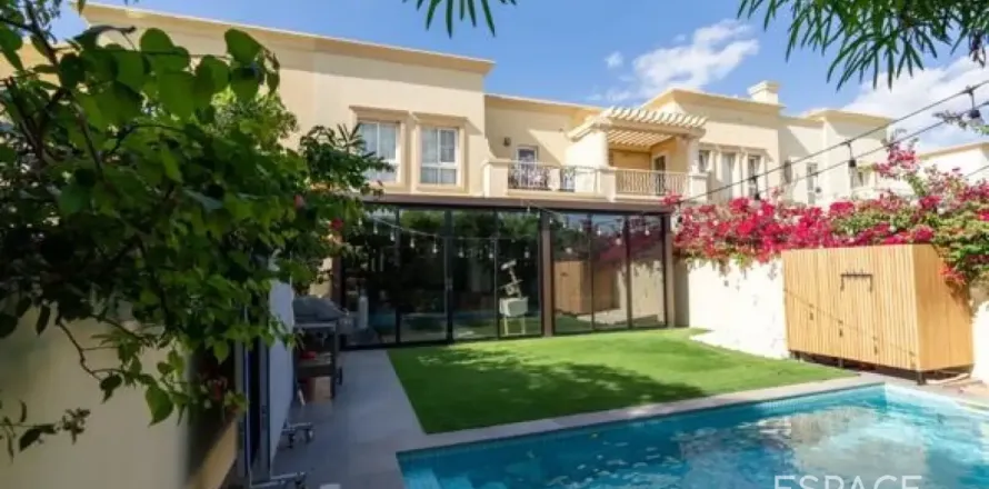 Villa en The Springs, Dubai, 4 dormitorios, 228 m², № 122727