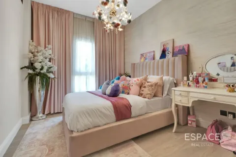 Villa en The Springs, Dubai, 4 dormitorios, 228 m², № 122727 - foto 7