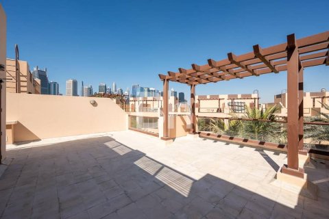 Снять в аренду таунхаус в Jumeirah Islands, Дубай: 4 спальни, 334м², № 23019 - фото 23