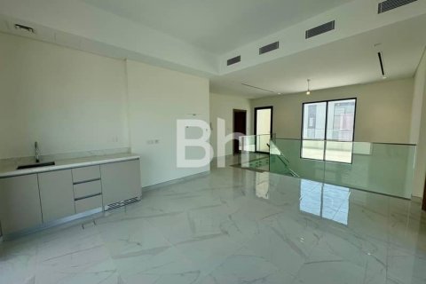 Villa in Al Furjan, Dubai 4 bedrooms, 570 sq.m. № 23018 - photo 11