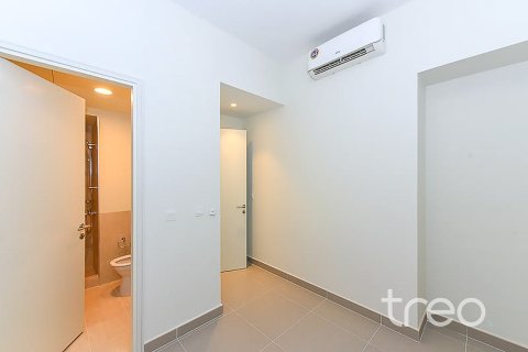 Villa in Dubai Hills Estate, Dubai 4 bedrooms, 228.63 sq.m. № 120160 - photo 10