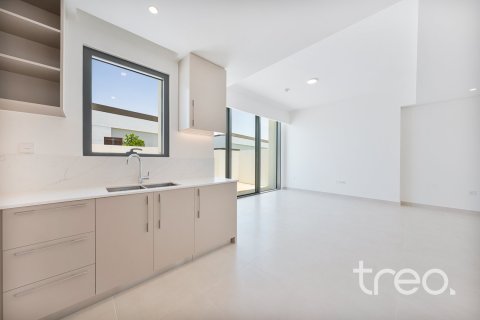 Adosado en Arabian Ranches 3, Dubai, 4 dormitorios, 218.04 m², № 120166 - foto 8