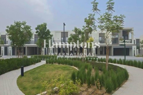 Снять в аренду таунхаус в Aura, Tilal Al Ghaf, Дубай: 3 спальни, 201.50660700м², № 90845 - фото 17