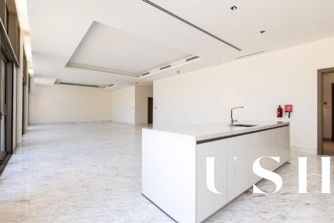 Снять в аренду виллу в District One, Мохаммед Бин Рашид Сити, Дубай: 6 спален, 946м², № 39701 - фото 2