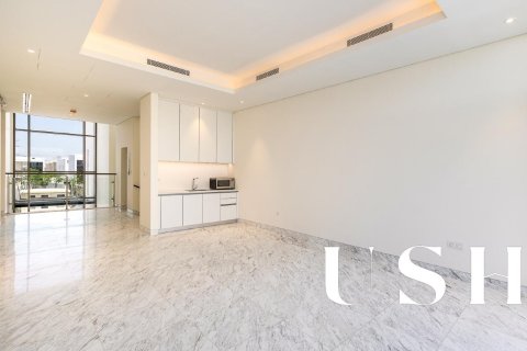 Снять в аренду виллу в District One, Мохаммед Бин Рашид Сити, Дубай: 6 спален, 946м², № 39701 - фото 3