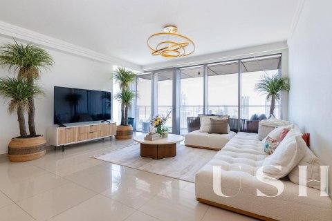 Apartment in Downtown Dubai (Downtown Burj Dubai), Dubai 3 bedrooms, 197 sq.m. № 39689 - photo 25