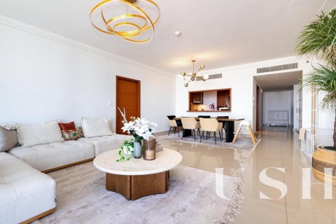 Apartment in Downtown Dubai (Downtown Burj Dubai), Dubai 3 bedrooms, 197 sq.m. № 39689 - photo 4