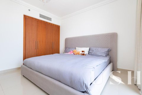 Apartment in Downtown Dubai (Downtown Burj Dubai), Dubai 3 bedrooms, 197 sq.m. № 39689 - photo 27