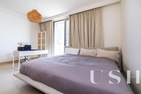 Apartment in Downtown Dubai (Downtown Burj Dubai), Dubai 3 bedrooms, 197 sq.m. № 39689 - photo 8