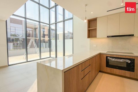 Adosado en Dubai, 4 dormitorios, 287.7 m², № 133042 - foto 16