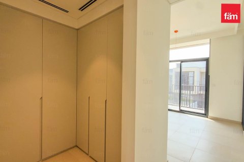 Adosado en Dubai, 4 dormitorios, 287.7 m², № 133042 - foto 19