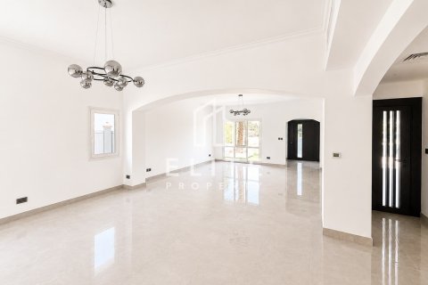 Villa in Meadows 1, Meadows, Dubai 4 bedrooms, 1221 sq.m. № 124933 - photo 13