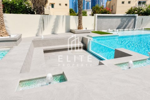 Villa in Meadows 1, Meadows, Dubai 4 bedrooms, 1221 sq.m. № 124933 - photo 7