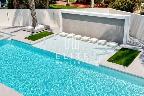 Villa in Meadows 1, Meadows, Dubai 4 bedrooms, 1221 sq.m. № 124933 - photo 4