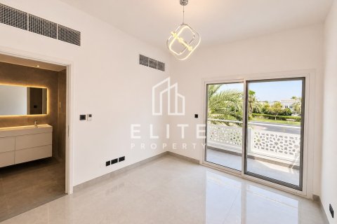 Villa in Meadows 1, Meadows, Dubai 4 bedrooms, 1221 sq.m. № 124933 - photo 25