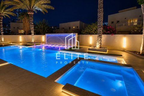 Villa in Meadows 1, Meadows, Dubai 4 bedrooms, 1221 sq.m. № 124933 - photo 9
