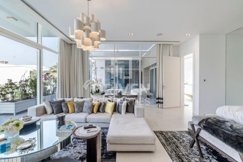 Villa in Al Barari, Dubai 4 bedrooms, 908 sq.m. № 64997 - photo 14