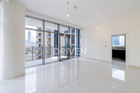 Apartamento en BLVD Crescent, Downtown Dubai (Downtown Burj Dubai), Dubai, 1 dormitorio, 108 m², № 64991 - foto 2