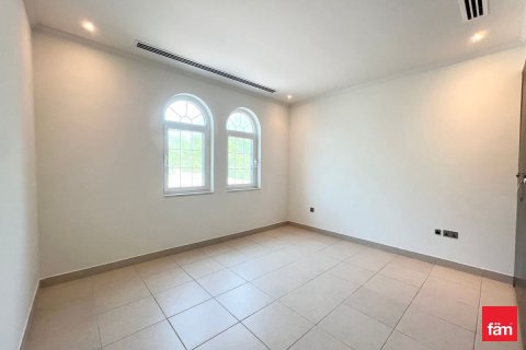 Villa in Dubai 3 bedrooms, 547.1 sq.m. № 53417 - photo 16