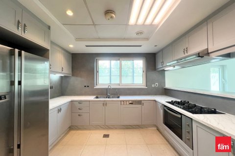 فيلا في دبي 3 غرف نوم, 547.1 م² رقم 53417 - صورة 18