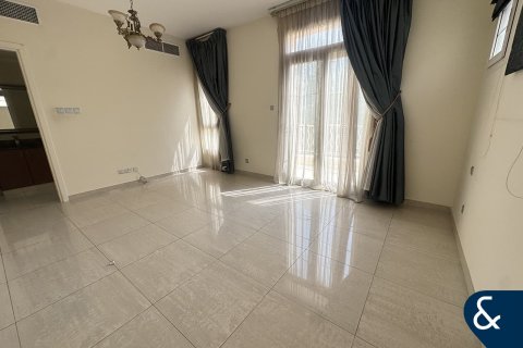 Villa in The Springs, Dubai 3 bedrooms, 210 sq.m. № 76330 - photo 6