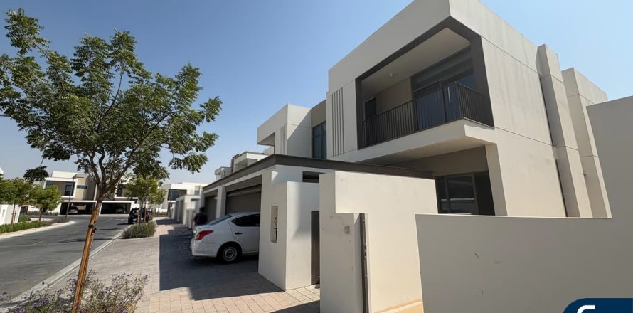 Villa in Al Furjan, Dubai 4 bedrooms, 366 sq.m. № 76320
