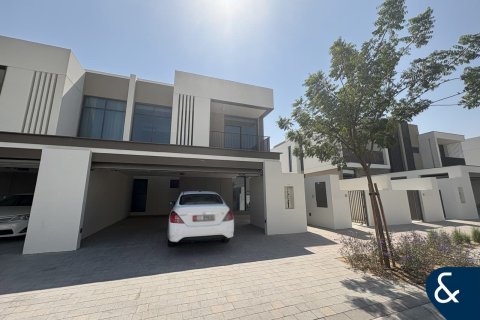 Villa in Al Furjan, Dubai 4 bedrooms, 366 sq.m. № 76320 - photo 22