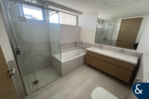 Villa in Al Furjan, Dubai 4 bedrooms, 366 sq.m. № 76320 - photo 17