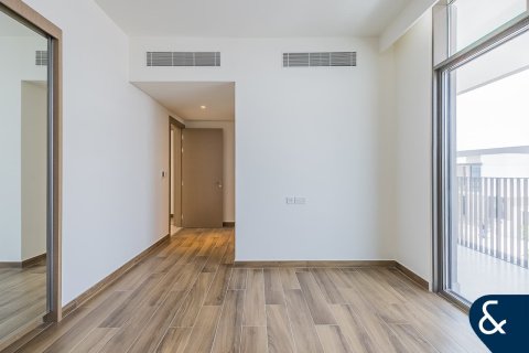 Villa in Al Furjan, Dubai 5 bedrooms, 442 sq.m. № 76329 - photo 18