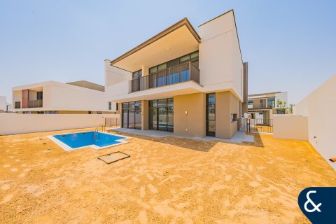 Villa in Al Furjan, Dubai 5 bedrooms, 442 sq.m. № 76329 - photo 23