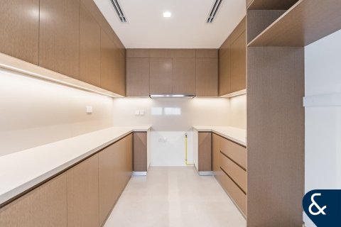 Villa in Al Furjan, Dubai 4 bedrooms, 408 sq.m. № 76328 - photo 15