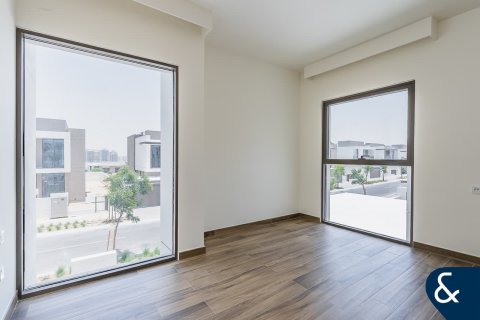 Villa in Al Furjan, Dubai 4 bedrooms, 408 sq.m. № 76328 - photo 18