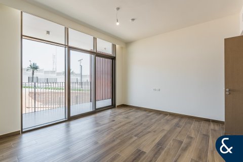 Villa in Al Furjan, Dubai 4 bedrooms, 408 sq.m. № 76328 - photo 19